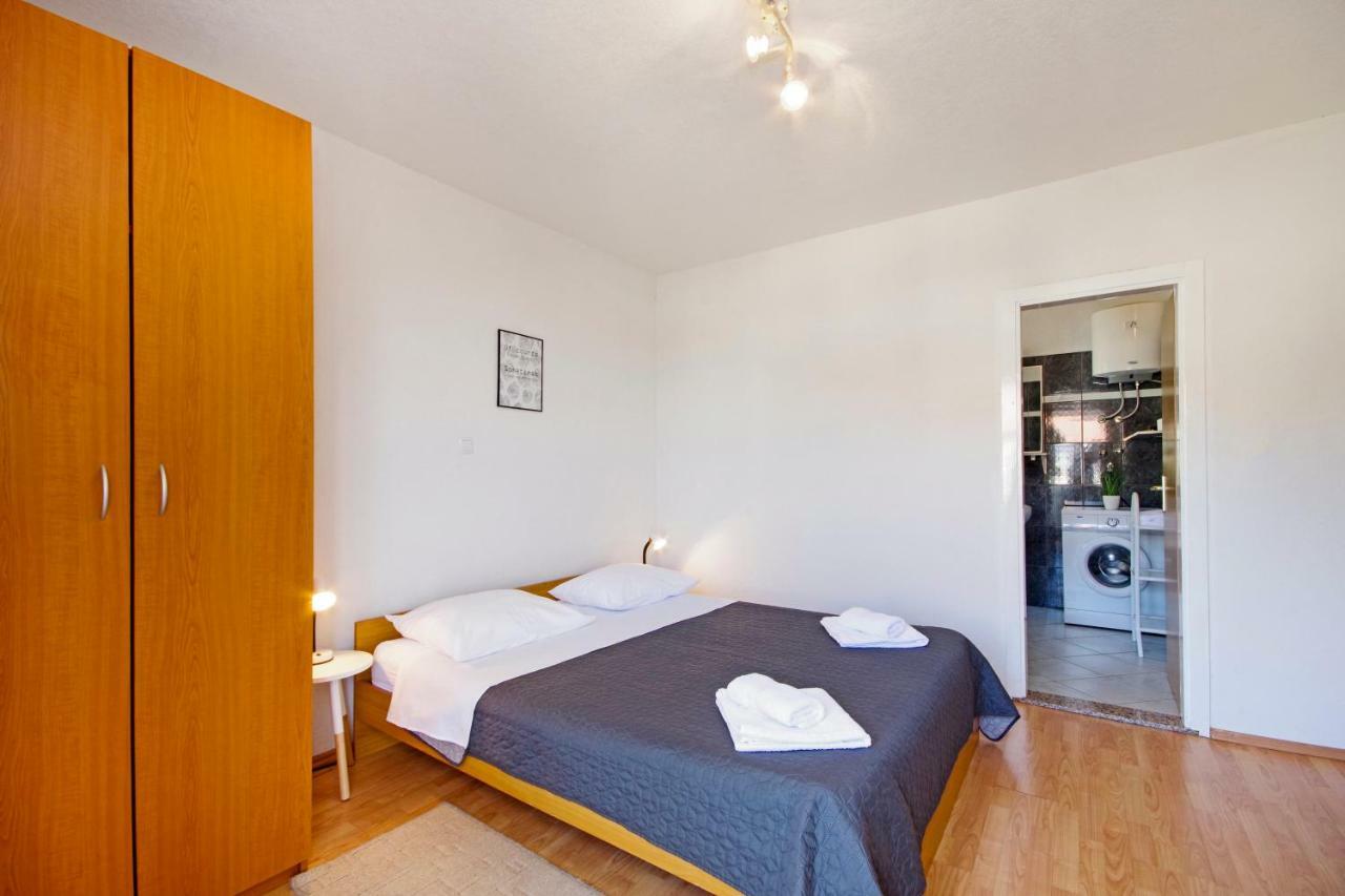 Apartments Solis Makarska Eksteriør billede